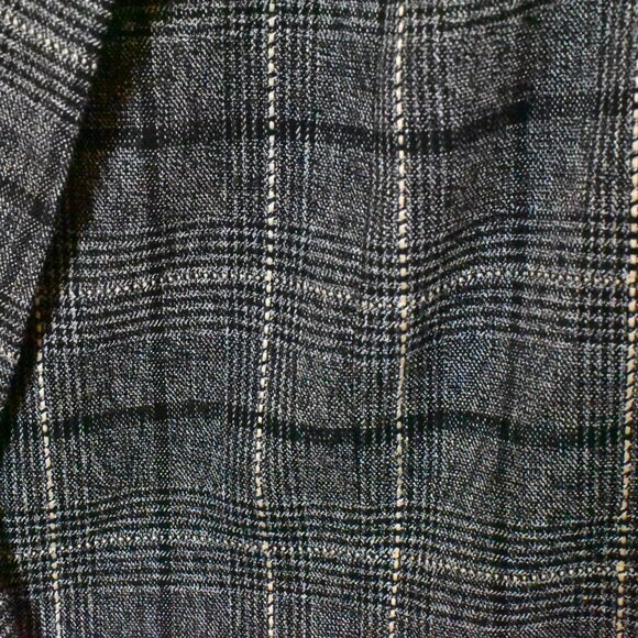 Tahari Relax Fit Grey Black Plaid Blazer Jacket Size 12 - Picture 12 of 14
